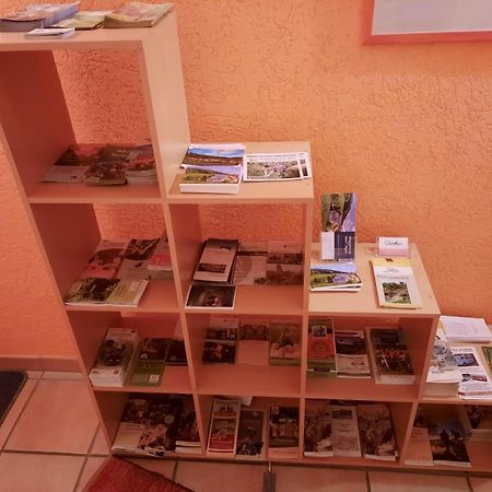 Gaestehaus Moni Jaeger Weyher Luaran gambar