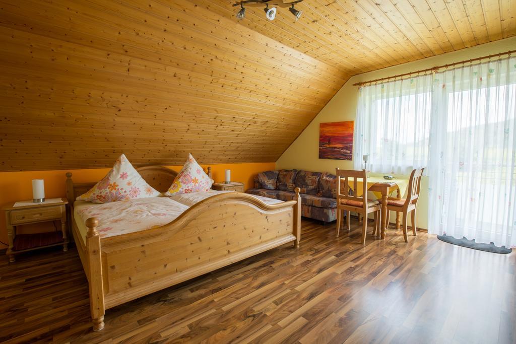 Gaestehaus Moni Jaeger Weyher Luaran gambar